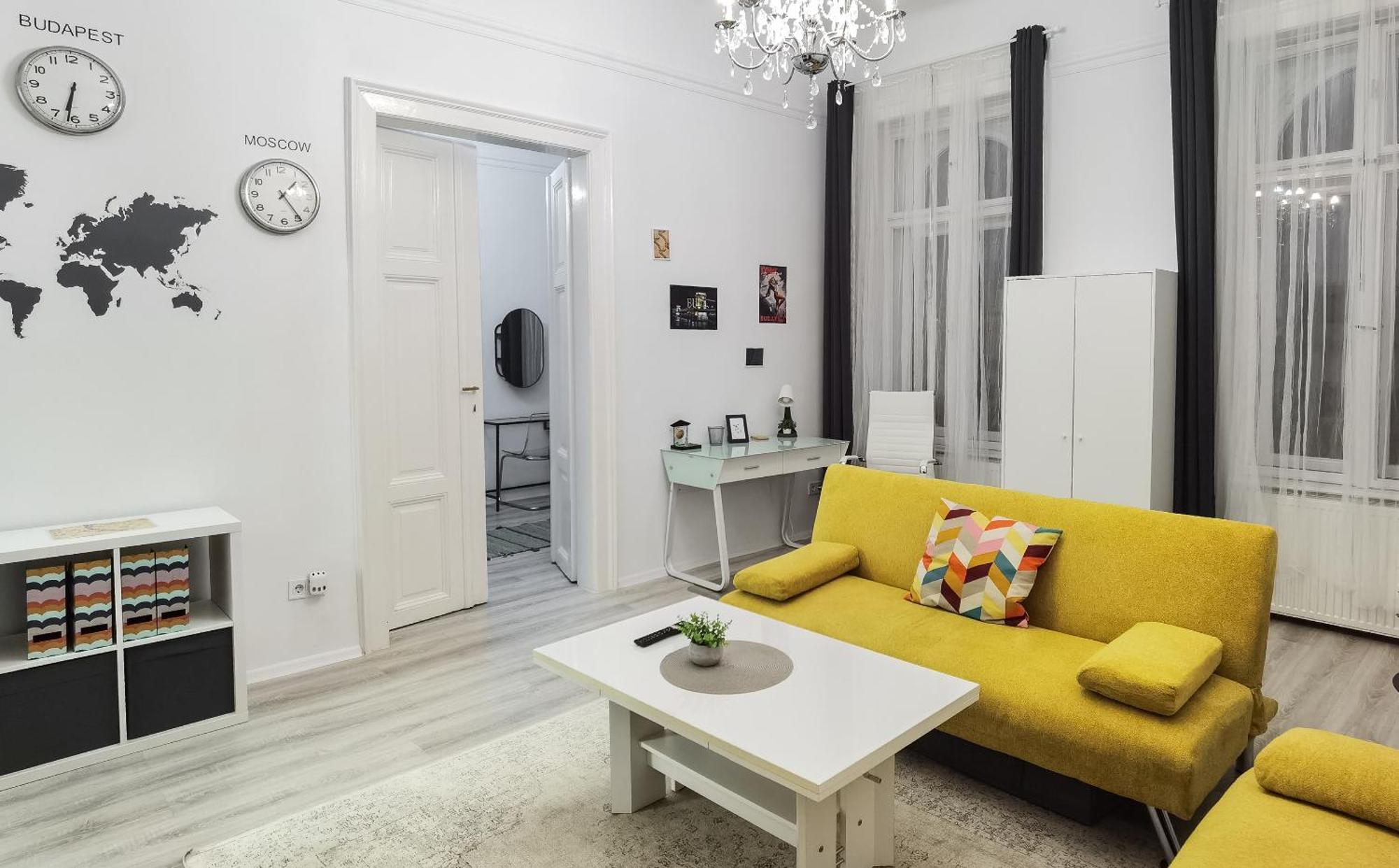 Perfect Location,Newly Decorated Modern, Large Place 60 M2, Really Quiet So You Can Have A Good Night Sleep, Ac, Netflix, Smart Tv, High-Speed Internet, World Famous New York Cafe Only 10 Minutes Walk Budapešť Exteriér fotografie