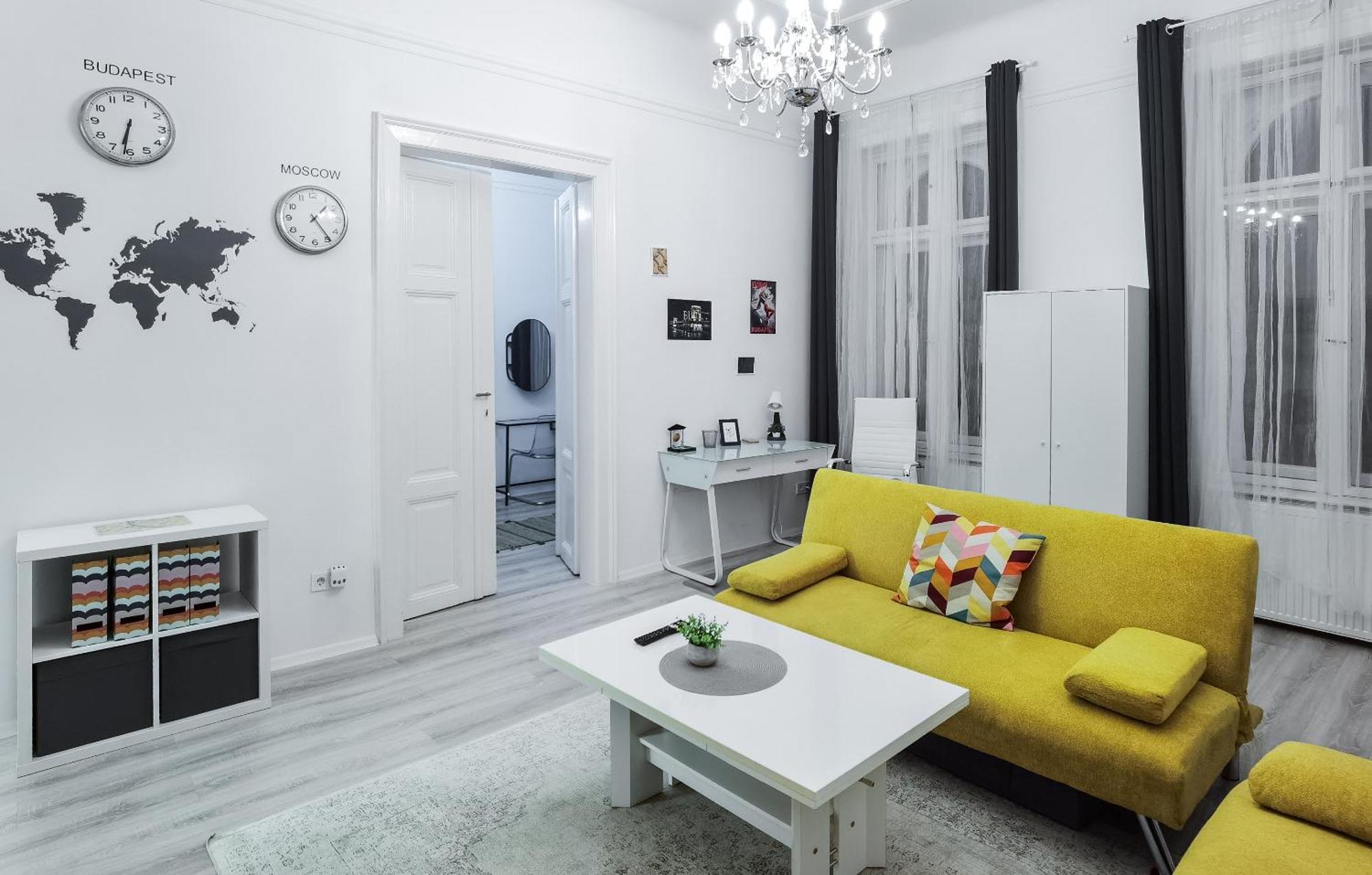 Perfect Location,Newly Decorated Modern, Large Place 60 M2, Really Quiet So You Can Have A Good Night Sleep, Ac, Netflix, Smart Tv, High-Speed Internet, World Famous New York Cafe Only 10 Minutes Walk Budapešť Exteriér fotografie